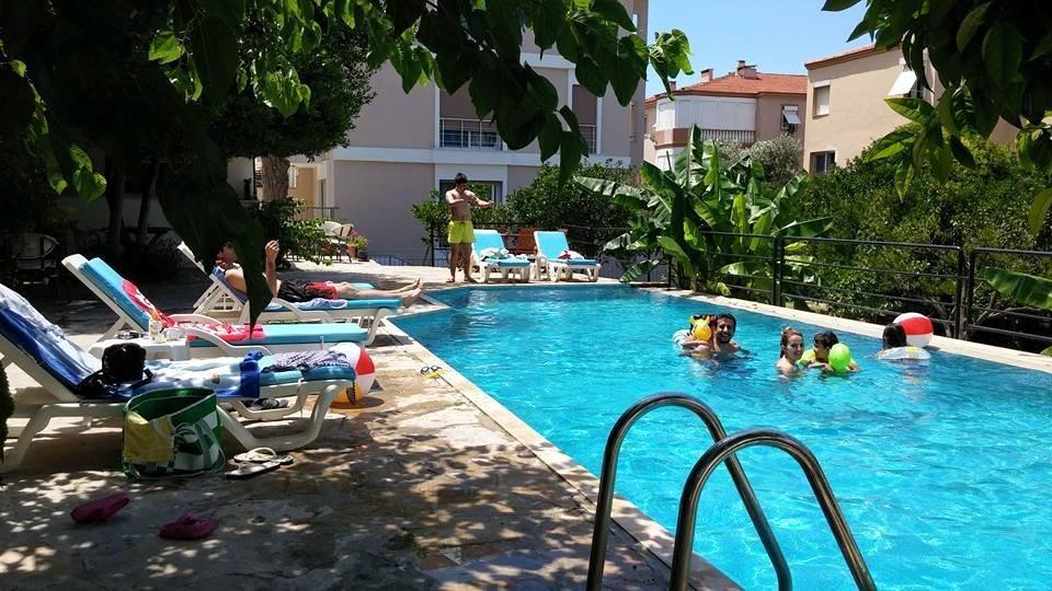 Parla Apart Hotel Çeşme Extérieur photo