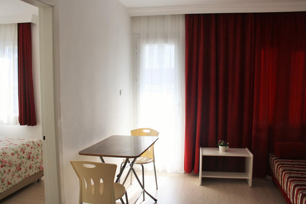 Parla Apart Hotel Çeşme Extérieur photo