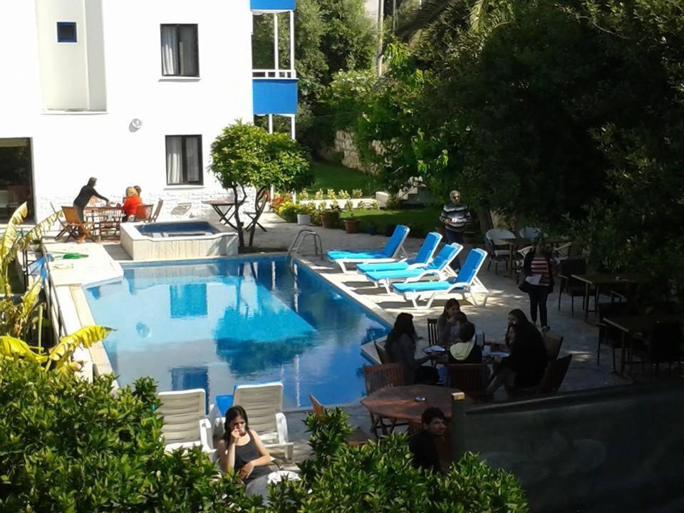 Parla Apart Hotel Çeşme Extérieur photo