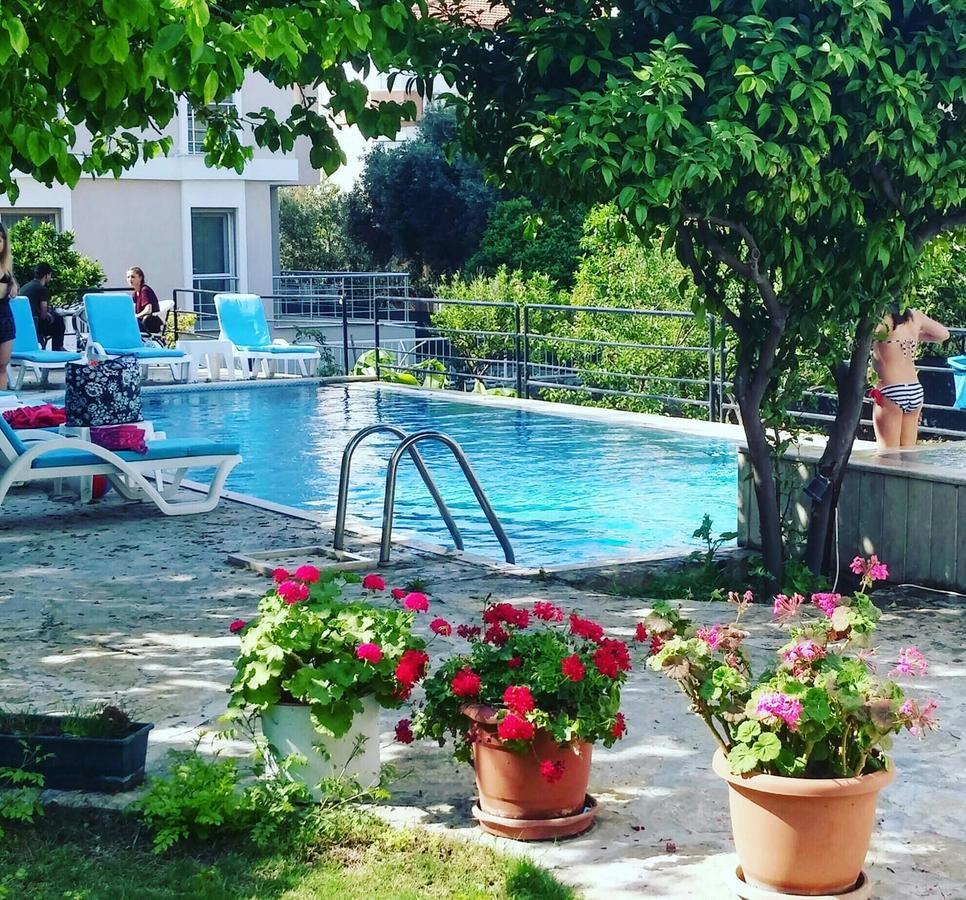 Parla Apart Hotel Çeşme Extérieur photo