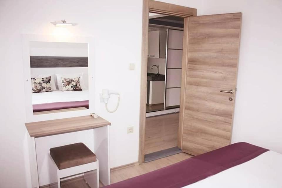 Parla Apart Hotel Çeşme Extérieur photo